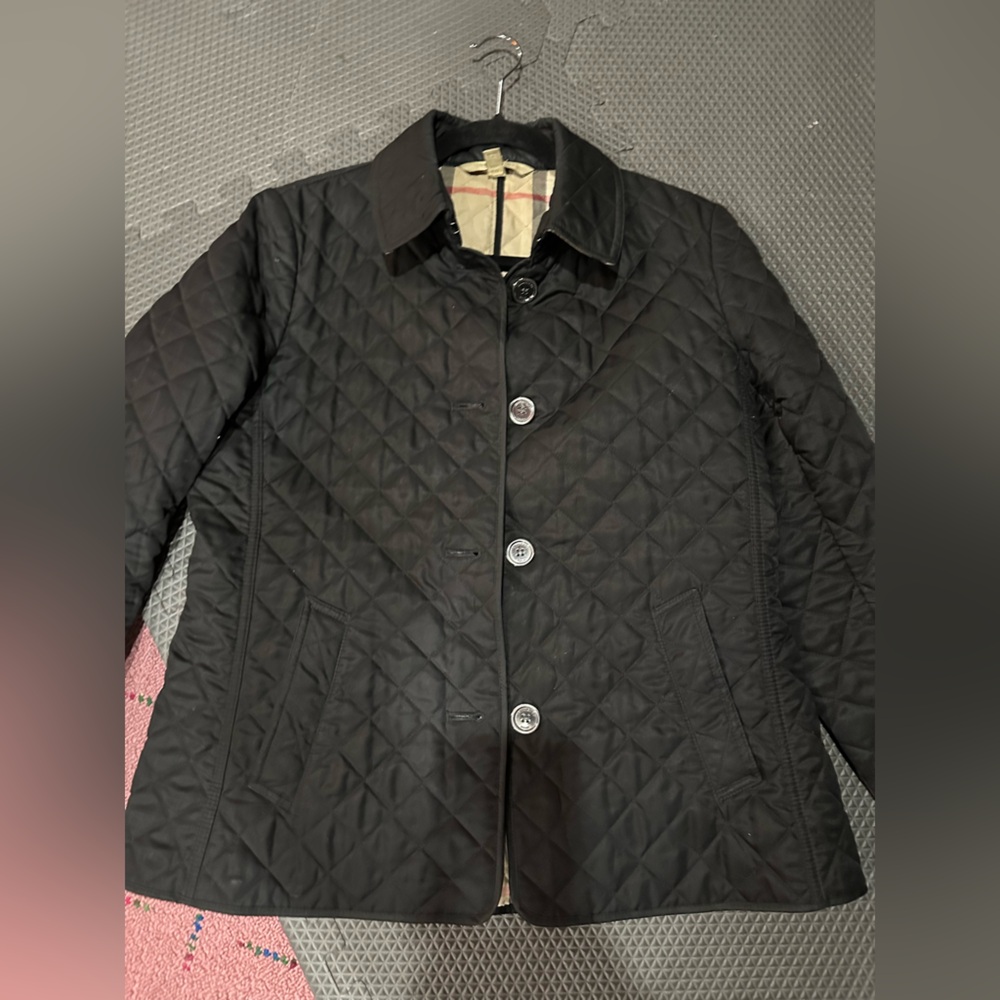 Burberry women’s quilted jacket